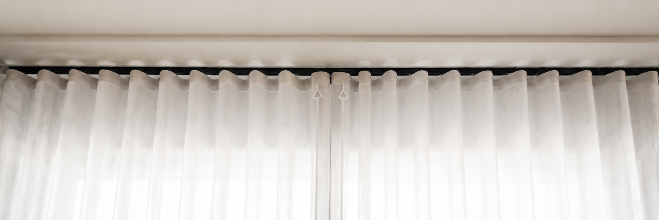 Ripple fold drapery