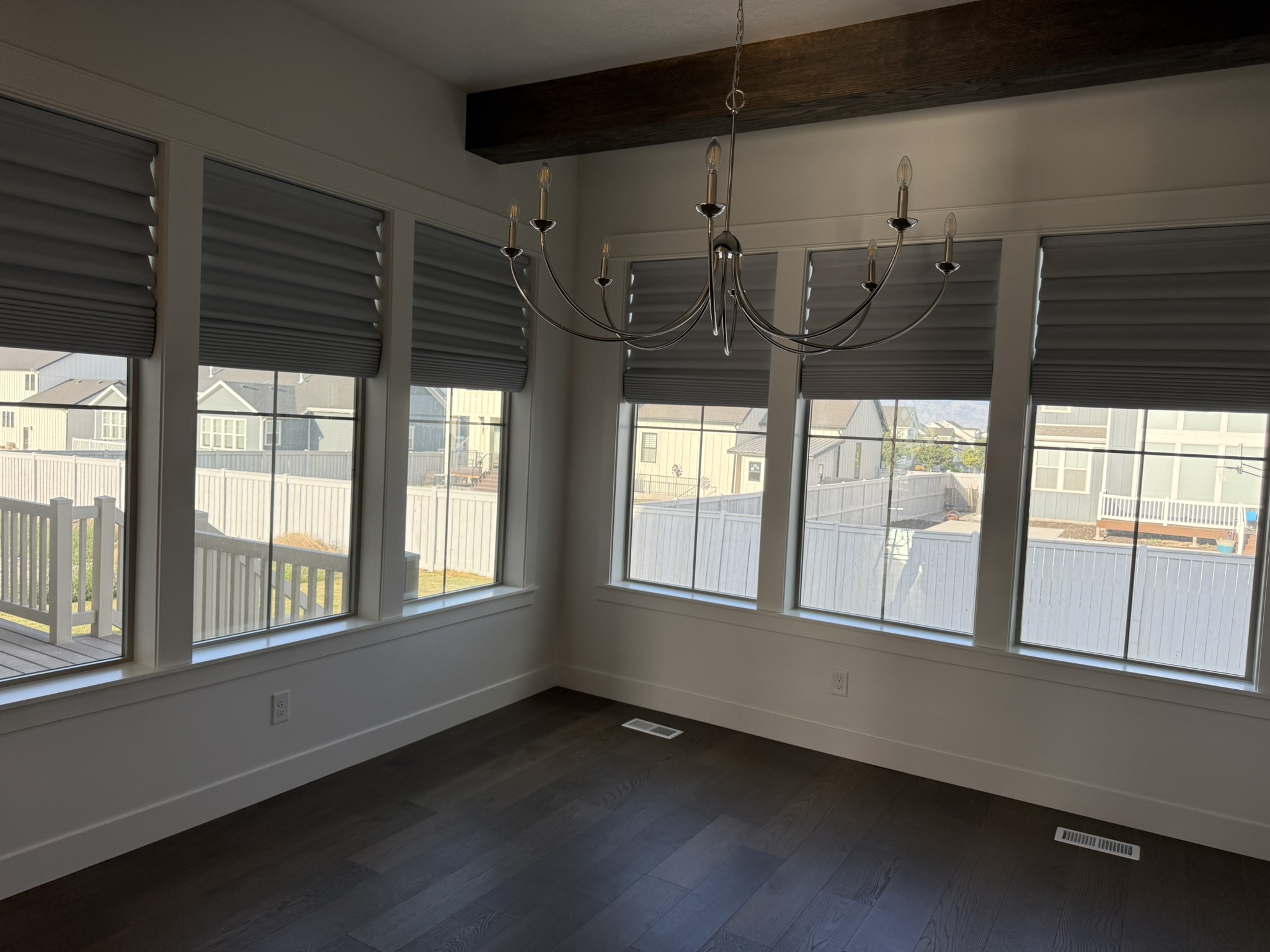 Hunter Douglas Vignette Roman Shades